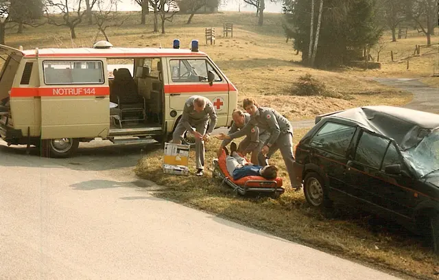 Das Rote Kreuz bei einer Übung vor vielen Jahren. | Foto: Rotes Kreuz Deutschlandsberg