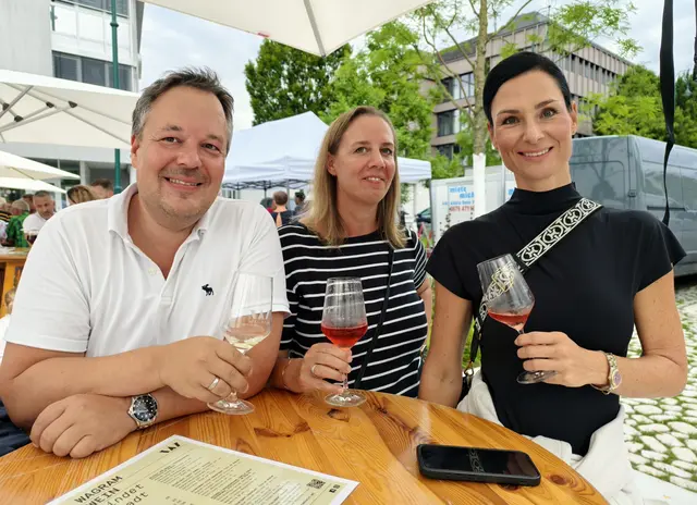 Roman Mahrer Gemeinderat aus Absdorf, Karin Mahrer und Sybille Sierlinger. | Foto: Christian Nowotny