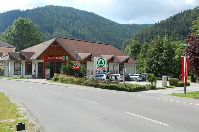 Der Sparmarkt in Neuberg sperrt am 21. August 2025 wieder auf.  | Foto: Tautscher