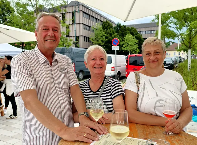 Krasser Oskar und Karoline Krasser mit Monika. | Foto: Christian Nowotny
