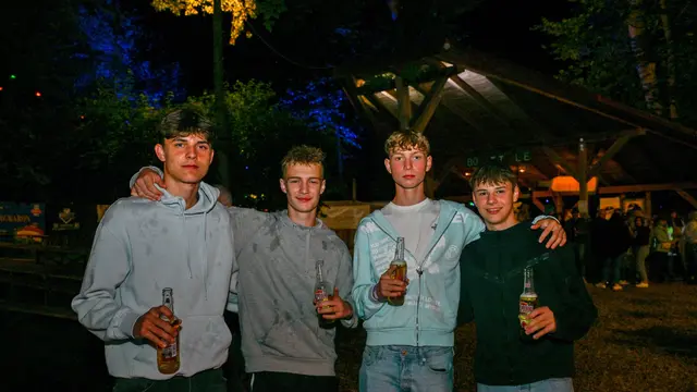 Jakob, Marcel, Julian und Luca sind Freunde | Foto: Dema/Fischer