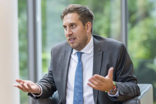 Pröll: Wir brauchen Rechenzentren in Europa – und auch in Österreich – damit Unternehmen unkompliziert und schnell Zugang zu KI-Technologien erhalten.  | Foto: Christian Leopold