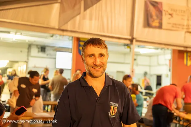 Kommandantstellvertreter  Bernhard Leutgeb - sehr zufrieden mit dem Antrag von Menschen. | Foto: www.cine-motion.at / Ivanek