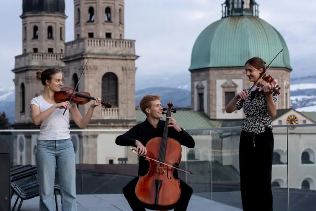 Die Aufnahmeprüfungen im Rahmen der Anmeldung finden ab dem 8. September statt und bestehen aus einem Vorspiel bzw. Vorsingen und einem Motivationsgespräch. | Foto: Land Tirol