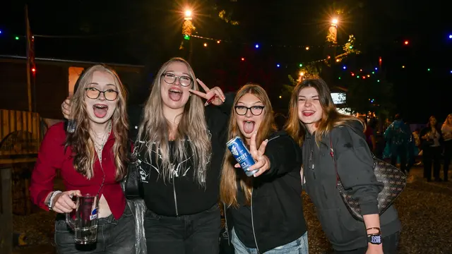 Verena, Annalena, Helena und Jana waren bei bester Laune | Foto: Dema/Fischer