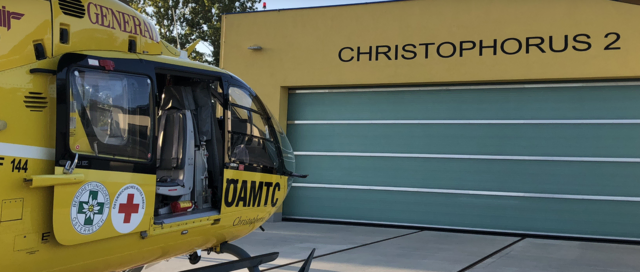 Der Notarzthubschrauber flog die Verletzten in die umliegenden Spitäler. | Foto: ÖAMTC