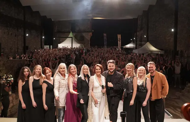 Begeisterung auf und vor der Bühne | Foto: J. Reicher