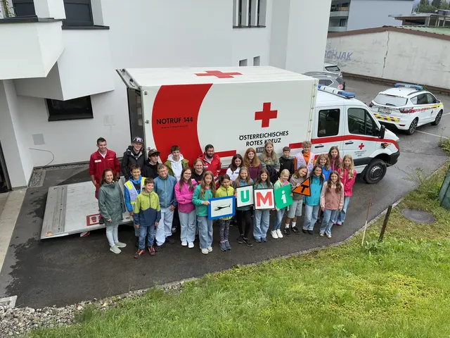 Ein Besuch beim Roten Kreuz rundete die Tage ab. | Foto: AMB