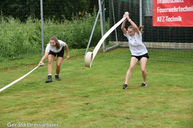 Voller Einsatz bei den einzelnen Spielen.  | Foto: Gerald Dreisieber