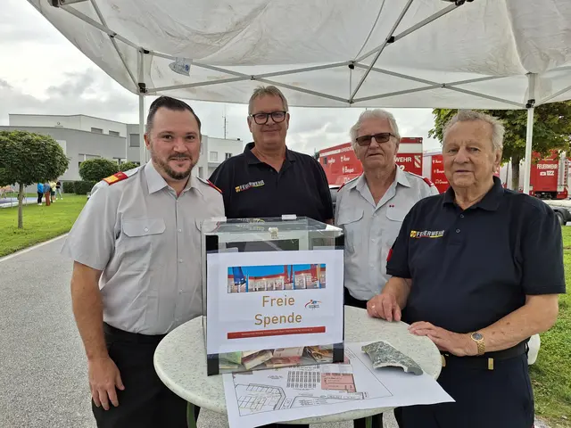 Die Feuerwehr Pinkafeld lud zum Frühschoppen ein. | Foto: Marie Gartner