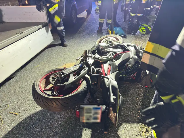 Der Notarzthubschrauber Christophorus 2 brachte den verletzten Motorradfahrer ins Krankenhaus. | Foto: Doku NÖ