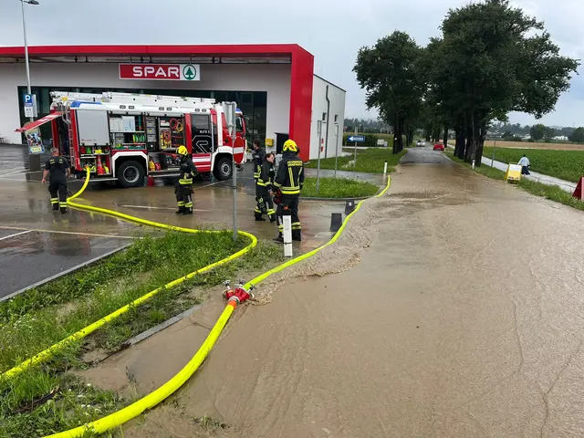 In Haidershofen war ein Ortsteil in Haidershofen abgeschnitten, weil zwei Unterführungen überflutet waren. | Foto: BFKDO/FF Haidershofen