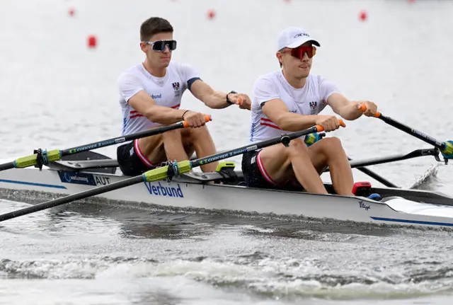 Mathias Mair und Elias Hautsch (v.l.). | Foto: Ruderverein Seewalchen