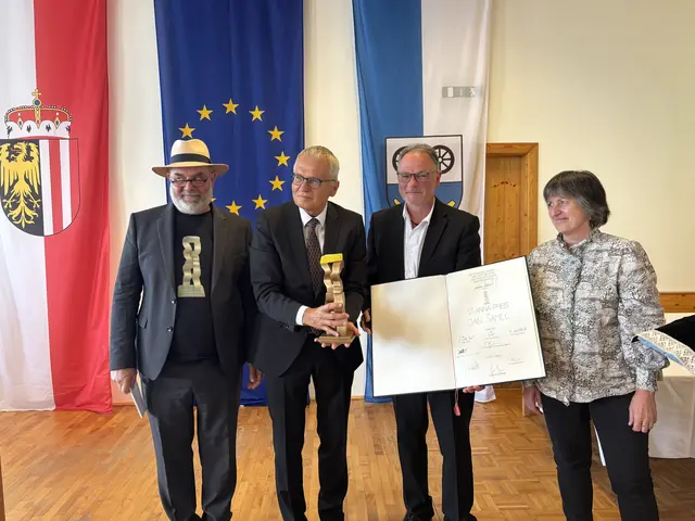 v.l.: Gerald Bogner, Jan Samec, Johannes Plattner, Beate Vigliano-Reiter | Foto: MeinBezirk/Meßthaller