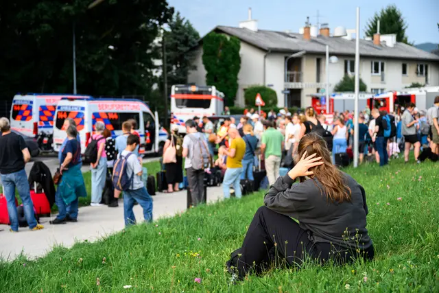 Dass die 400 Passagiere so lange ohne Strom auskommen mussten, "darf nicht mehr passieren", heißt es von der ÖBB. | Foto: MAX SLOVENCIK / APA / picturedesk.com