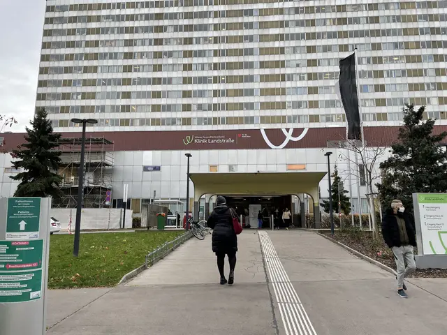 Laut Bericht wurden im Vorjahr 3.368 neue Mitarbeiterinnen und Mitarbeiter in den Dienst aufgenommen. Das würde einen Zuwachs von 6,2 Prozent im Vergleich zu 2023 bedeuten. (Archiv) | Foto: Hannah Maier