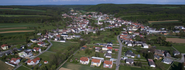 In Piringsdorf soll einst der Klosterschatz verborgen worden sein – bis heute unentdeckt.

 | Foto: Gde. Piringsdorf