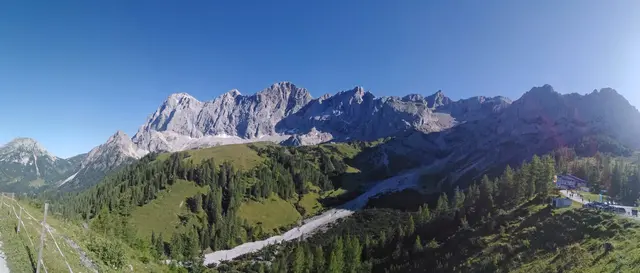 Foto: Wanderfreudige Burschen Waxenberg