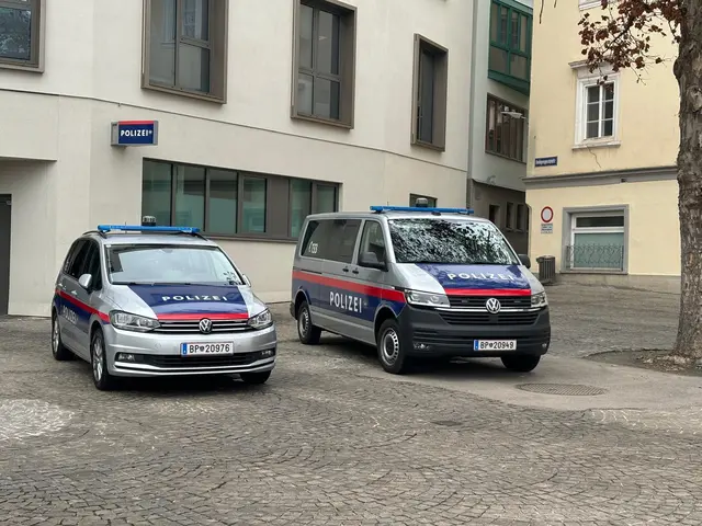 Gegen den 62-Jährigen wurde ein Betretungs- und Annäherungsverbot ausgesprochen (Symbolfoto) | Foto: MeinBezirk.at