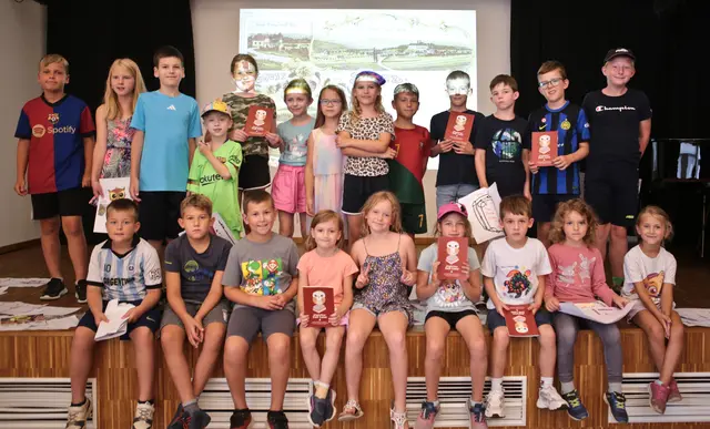 Die Kinder beim Ferienworkshop im Stieglerhaus. | Foto: Nina Ortner