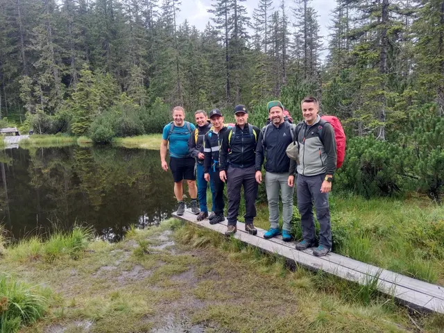 Foto: Wanderfreudige Burschen Waxenberg