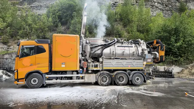 Ein Lkw brannte.  | Foto: Freiwillige Feuerwehr Wieting