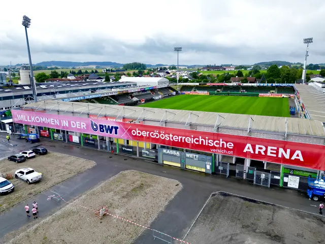 Das neue Stadionbanner der SV Oberbank Ried. | Foto: MeinBezirk/Doms