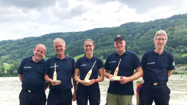 (v.l.n.r.) Robert Köstenberger, Mekina Erich, Alina Riegler, Josef Kammerhuber und Bernhard Steiner.