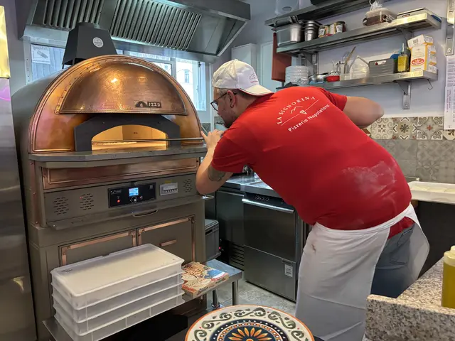 Der Teig der neapolitanischen Pizza bruacht 72 Stunden zum fermentieren. | Foto: Laura Rieger/MeinBezirk