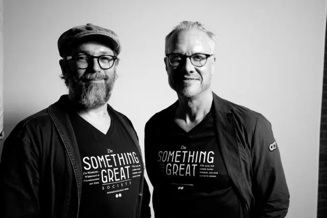 Jan Hosa und Philipp Consemüller gründeten die "Do Something Great Society" und trafen damit einen Nerv. | Foto: Stefan Csáky