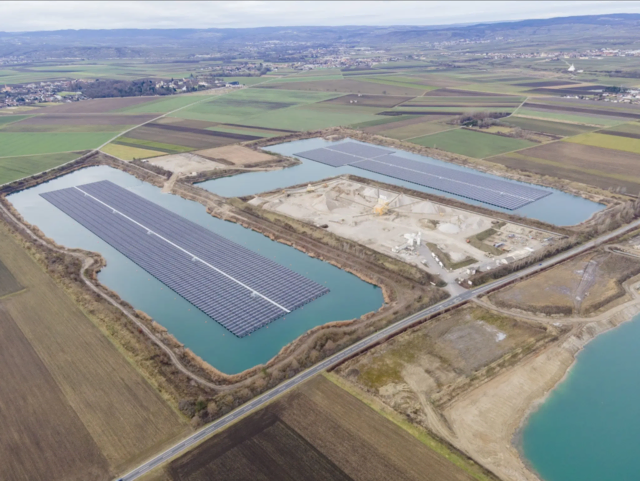 Die Floating-PV-Anlage Grafenwörth versorgt rund 7.500 Haushalte mit Ökostrom. | Foto: ECOwind/David Grießler