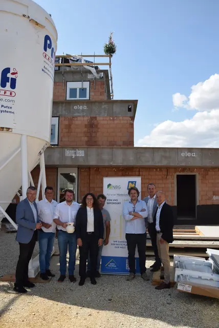 Martin Schuster/NBG, Vizebürgermeister Hubert Fembek, Thomas Seyer, Bürgermeisterin Marina Kargl, Polier Johann Kaimberger, Florian Schütz, Norbert Schandl/NBG, Christian Lang | Foto: NBG