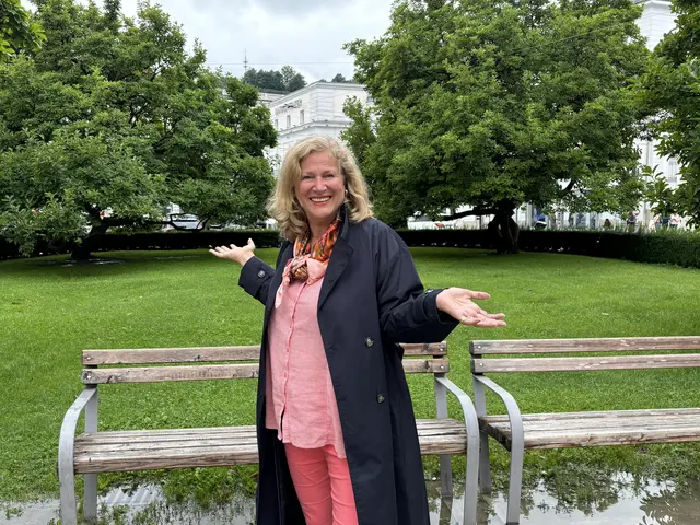 Die Salzburger Stadtführerin Inez Reichl schätzt die Vielfalt Salzburgs. Für sie versprüht jeder Stadtteil seinen ganz eigenen Charme.  | Foto: Lisa Gold