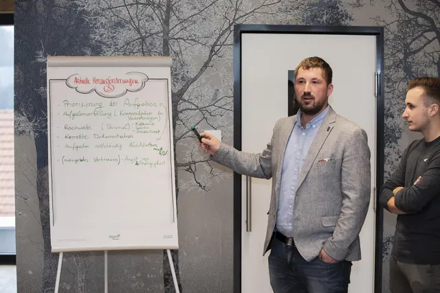 Lukas Hochwallner aus Pfaffings in der Gemeinde Bad Traunstein leitet die Arbeitsgemeinschaft "NahtürlichBIO" als Geschäftsführer. | Foto: privat