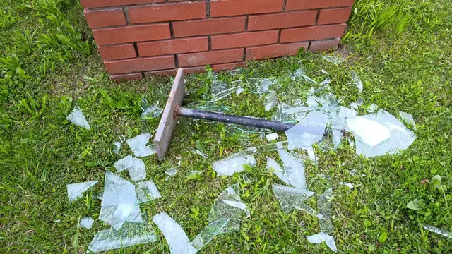 Diese mutwilligen Zerstörungen sind keine „Kavaliersdelikte“. Sie beeinträchtigen die Lebensqualität und verursachen beträchtliche Kosten. | Foto: St. Peter-Freienstein