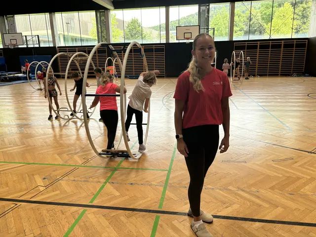 Malena Kernacs beantwortete die Fragen zum Thema Rhönrad. | Foto: Emanuel Hasenauer