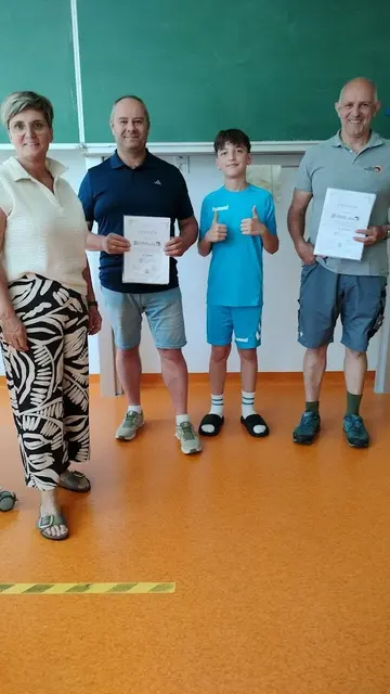 Petra Eiber, Johannes Huber, der Klassensprecher und Jürgen Kiehas. | Foto: MS Eberschwang