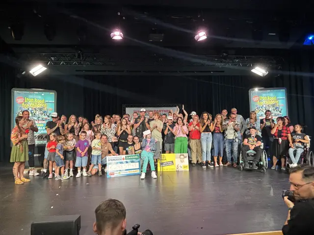 Für alle Spendenkinder gibt es vom Friseur Klipp ein Jahr lang gratis Haare schneiden.  | Foto: MeinBezirk/Jung