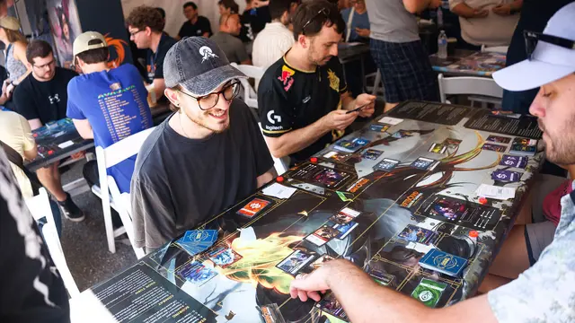 Beim League of Legends Midseason Invitational in Vancouver, Canada, konnte man Riftbound schon anspielen. | Foto: Riot Games