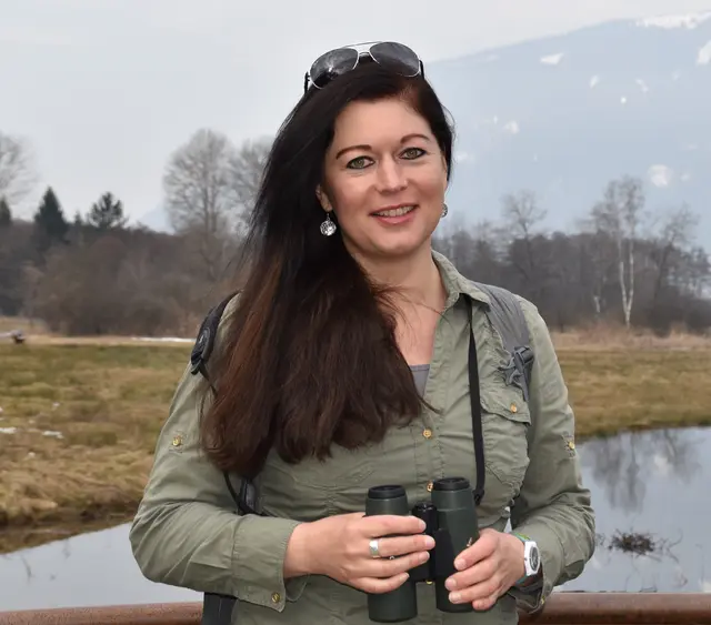 Vortragende Ulrike Knely gewährt Einblicke in Natur.  | Foto: MeinBezirk