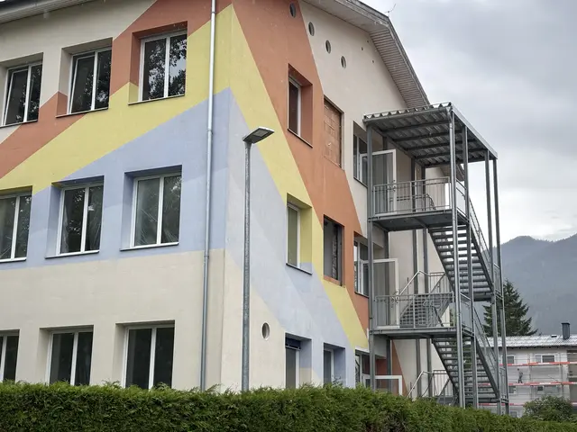 Die Fluchttreppe wurde schon vor längerer Zeit angebaut, sie ist Teil des Gesamtprojektes. | Foto: Reichel
