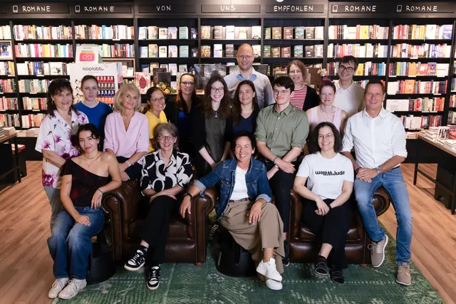 Das Team der Thalia Buchhandlung im Europark Salzburg | Foto: Thalia