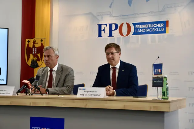 Im Zuge einer Pressekonferenz präsentierte die FPÖ Burgenland eine eigene Strategie zur nachhaltigen Bodennutzung im Burgenland. 
 | Foto: Stefan Schneider