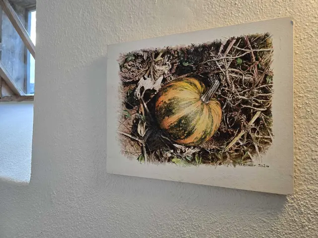 Heinz Karner – still, präzise, meisterhaft: Der Maler schafft Bilder, die fast wie Fotografien wirken. | Foto: Nicole Schawill