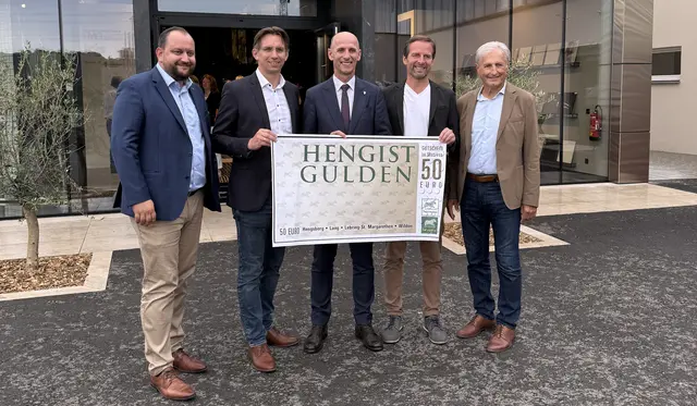 Bgm. Christoph Grassmugg, Bgm. NAbg. Joachim Schnabel, Landesrat Willibald Ehrenhöfer, Bgm. Manfred Rechberger, Vizebürgermeister Johann Kießner-Haiden (v.l.) | Foto: Gemeinde Lang