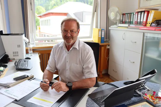 Bürgermeister Josef Brandner beim Interview mit MeinBezirk.at | Foto: MeinBezirk.at