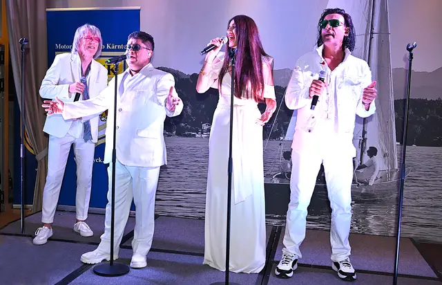 Die Italo-Pop-Band Insieme begeisterte mit ihren Klassikern und sorgte für beste Stimmung | Foto: Josef Bodner