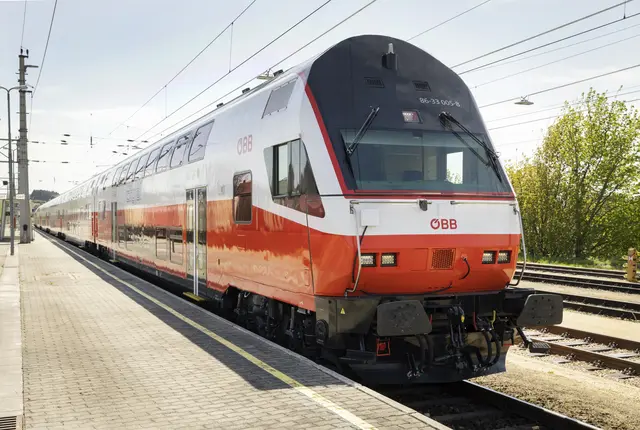 Viele Kinder fahren mit dem Zug zur Schule. | Foto: ÖBB / Harald Eisenberger