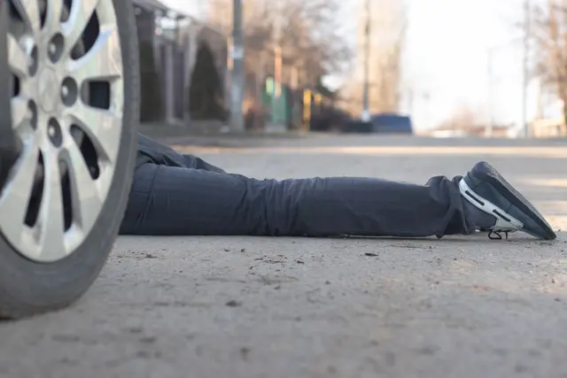 Der 64-Jährige wollte am Schutzweg den Parkplatz queren. (Symbolfoto) | Foto: stock.adobe.com/at/Mikhail