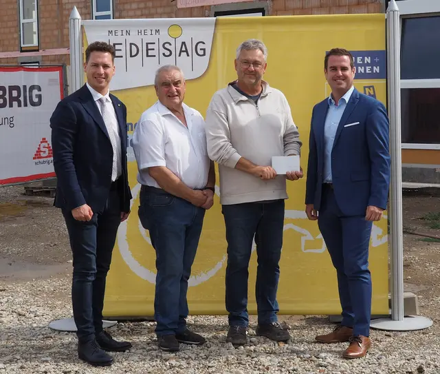 Bernhard Heinreichsberger (Abgeordneter zum NÖ Landtag), Josef Schwanzer (geschäftsführender Gemeinderat Königsbrunn), Heinz Glinz (Polier ARGE Königsbrunn IV), Peter Forthuber (Vorstand Gedesag). | Foto: GEDESAG